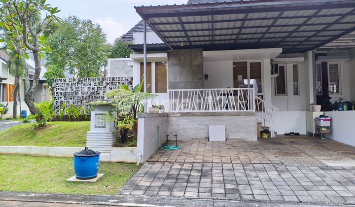 Fully Furnished Hook House in BSB City Mijen Graha Taman Pelangi 1