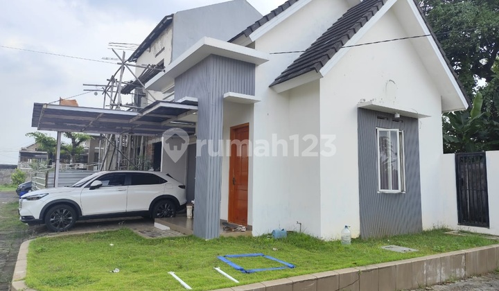 For Sale Good Hook House Ready to Live in Karonsih Housing Ngaliyan 2