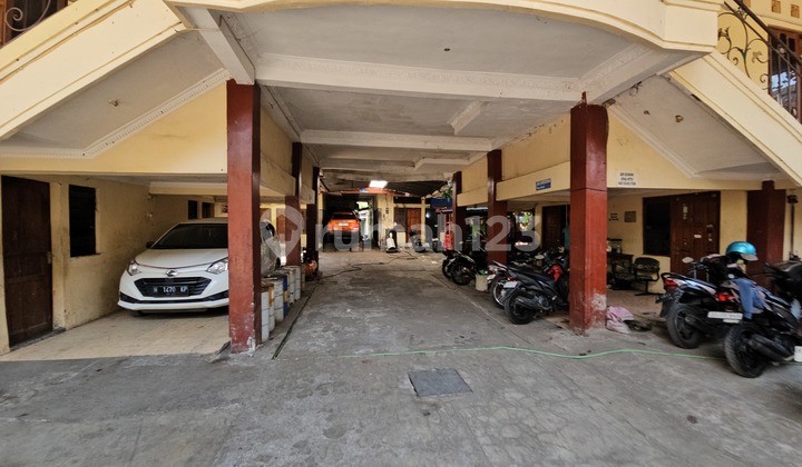 Rumah Hitung Tanah Di Jalan Raya Imam Bonjol Dekat Stasiun Poncol 2