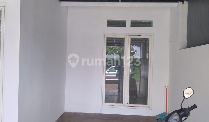 For Sale: Move-In Ready House in Graha Taman Bunga Bsb Mijen Housing Complex 2