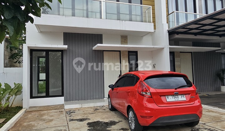 For Sale 2-Story House in Ngaliyan, Grandia Cluster, West Semarang 2