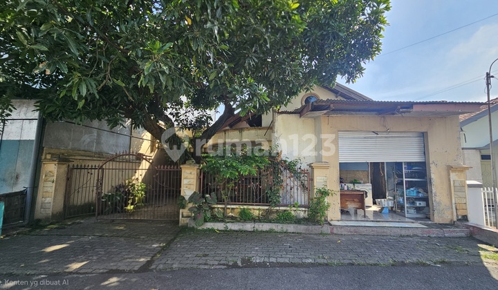 Jual Rumah hitung tanah di simongan dekat jalan raya wr supratman 1