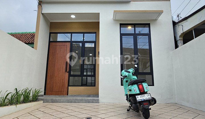Rumah Baru 2 Lantai Dekat Jalan Kedungmundu Raya dan Sambiroto 2