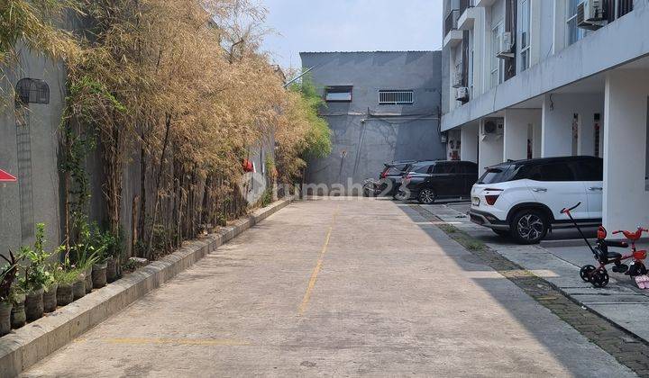 Dijual Rumah Di Cengkareng Residences 3 Lantai Baru 2