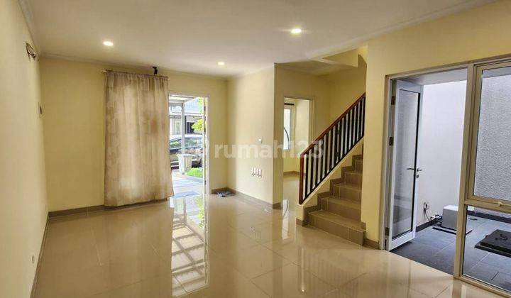 Rumah Kontrakan 2 Lantai Baru Semi Furnished di Symphonia Summarecon Serpong, Tangerang 2