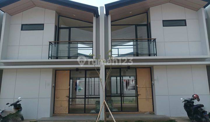 Rumah Kontrakan 2 Lantai Baru Semi Furnished di Cendana Icon, Tangerang 1