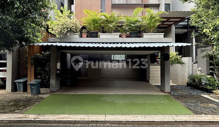 Rumah Bagus Semi Furnished SHM BSD Green Wich, Tangerang