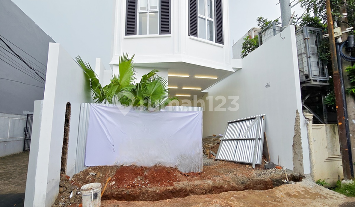 [FOR SALE] BRAND NEW AMERICAN CLASSIC HOUSE IN KEMANG