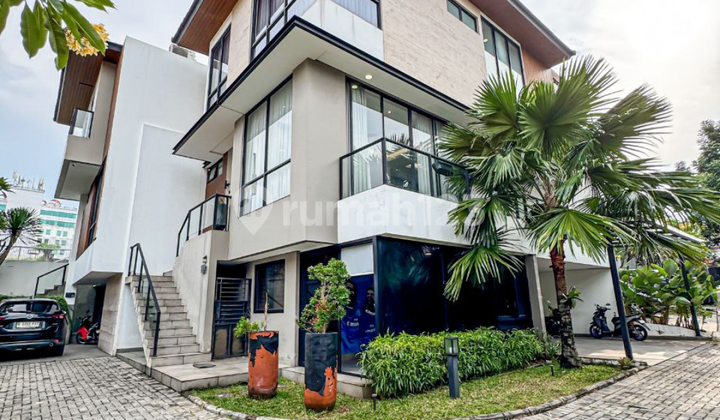 Townhouse Di Jeruk Purut 3 Lantai 