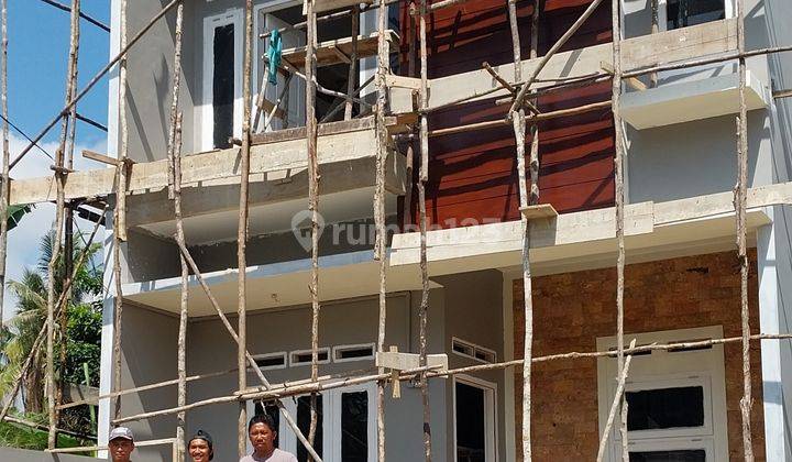 Rumah 2 Lantai Tanah Luas Strategis 1