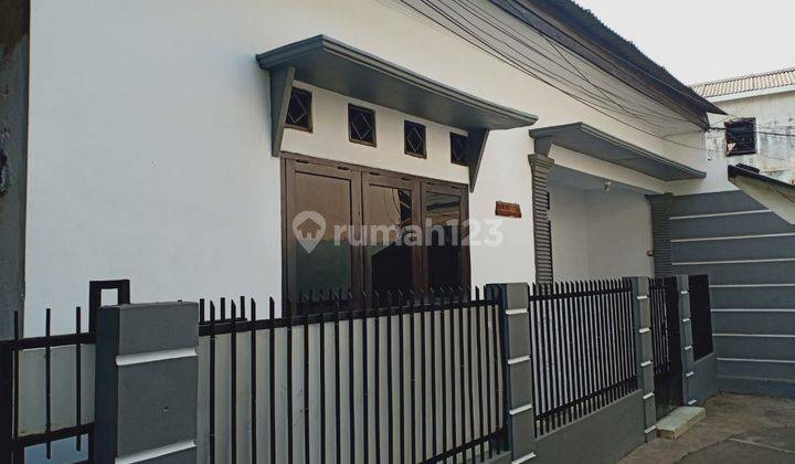 Rumah Dijual Dekat Dengan Terminal Kampung Melayu 2