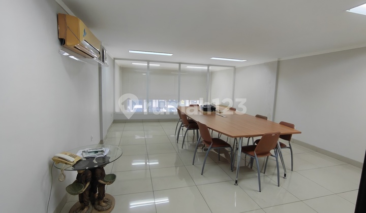 For Rent: Kelapa Gading The Kensington Commercial Shop House with Elevator Hub 081778xxxx