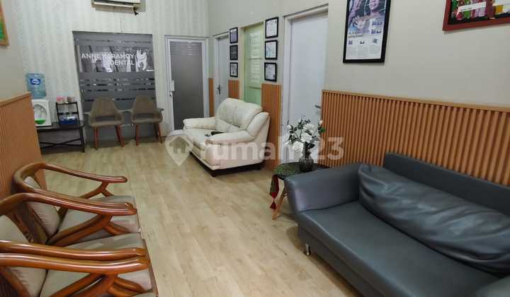 Rmh di Jln Utama Tmn Griya Jimbaran,Lebar 10 Mtr,Cocok untuk Ruko