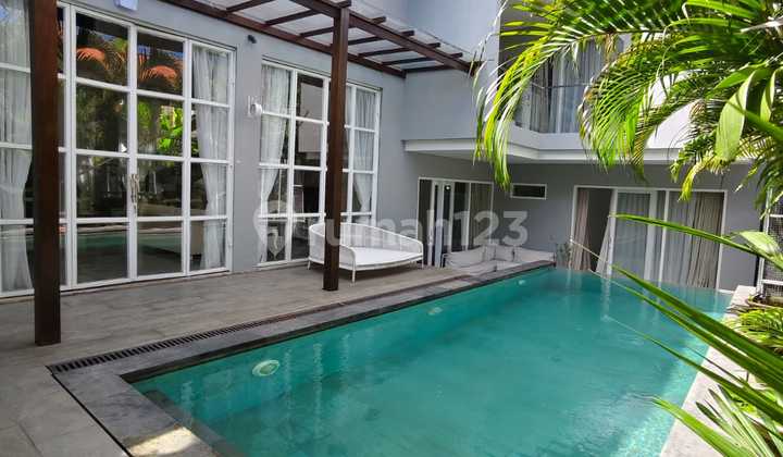 villa in Umalas Canggu, move-in ready, villa complex, strategic area