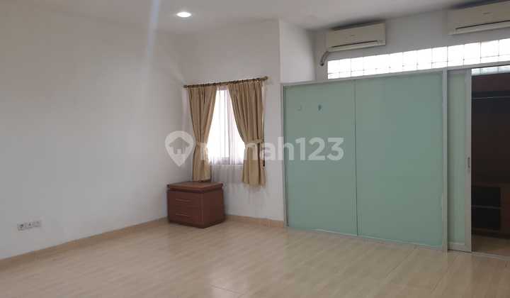 Tunjung Raya, Tomang 2