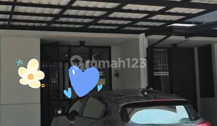 Di Sewa Rumah Cendana Parc Dua Lantai Lippo Barat