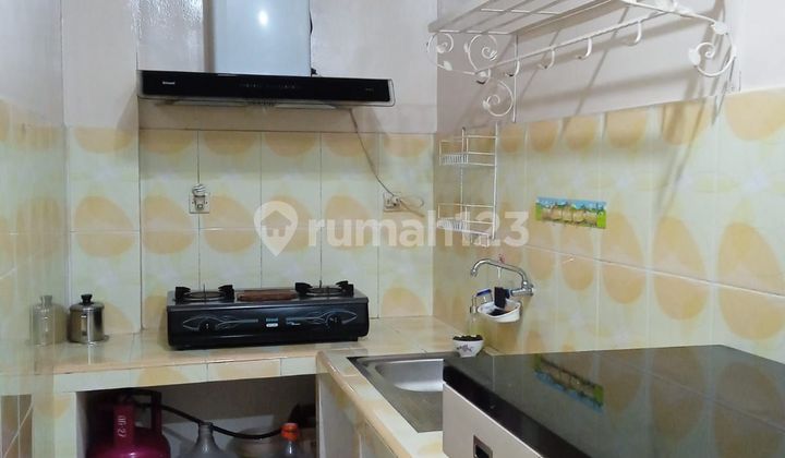 Di jual rumah ubud tiga lantai lippo karawaci tangerang