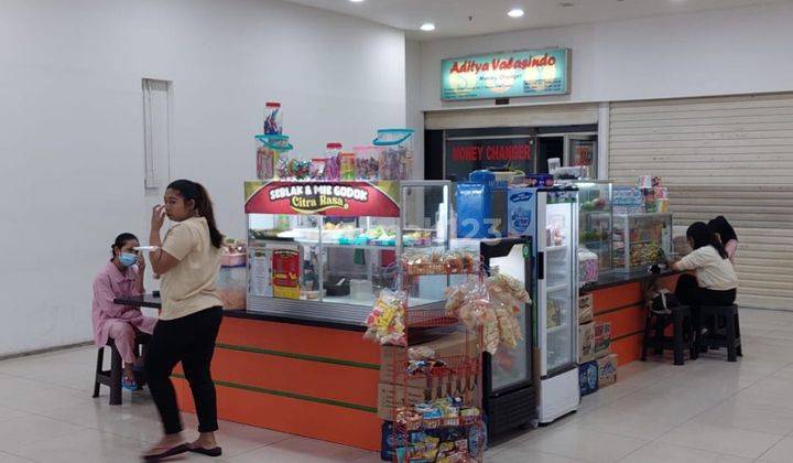 Di jual ruang usaha di e center Supermall 1