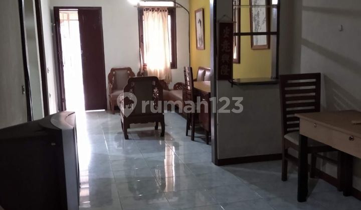 Di jual rumah ubud indah tingkat Lippo tangerang
