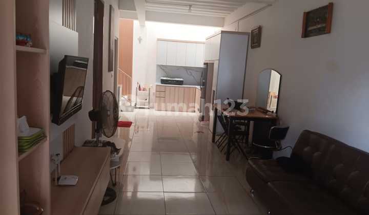 For Sale Two-Storey House in Taman Parahyangan, Tangerang 2