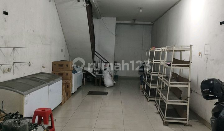 For Rent, Borobudur Three-Story Shop House, Tangerang 2