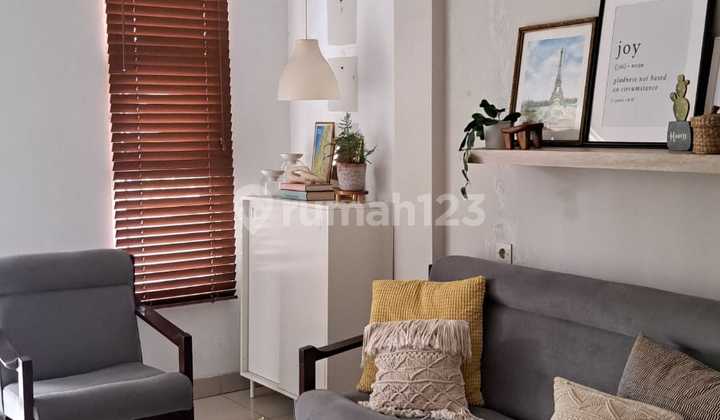 For Sale Three-Storey Cempaka House in Ubud, Lippo Karawaci, Tangerang 2