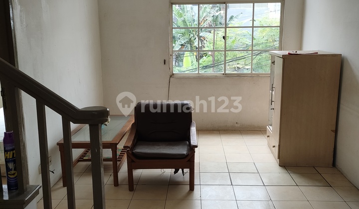 Di Jual Townhouse Taman Elok Lantai 2 dan 3 Lippo Central Tangerang