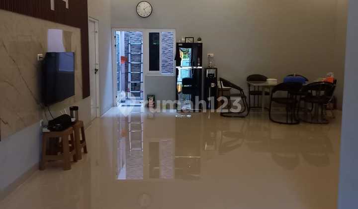 Di Jual Rumah Sektor 7 Full Furnished Lippo Katawaci Di Jual Rumah Sektor 7 Full Furnished Lippo Katawaci