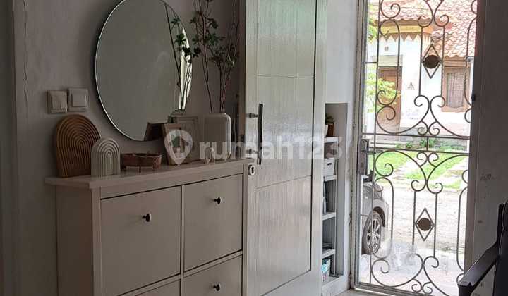 Di Jual Rumah Ubud Cempaka Tiga Lantai Lippo Karawaci Tangerang