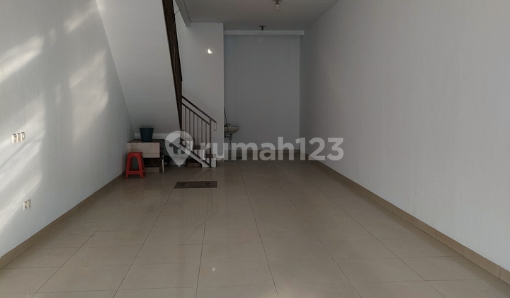 For Rent, Borobudur Three-Story Shop House, Tangerang 2