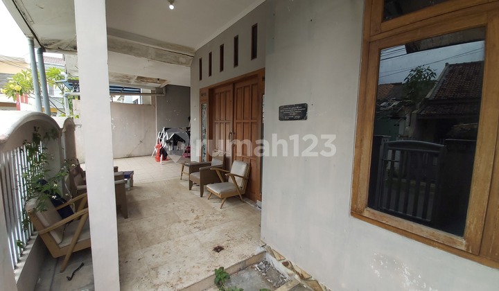 Erlangga Street House, Central Semarang City, Strategic, No Flooding 1