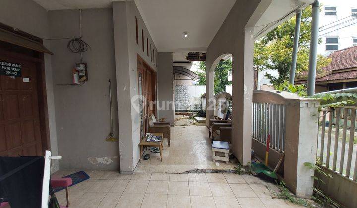 Rumah Erlangga Pleburan Tengah Kota Tidak Banjit 1