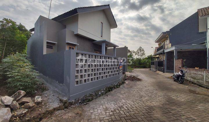 Rumah Scandinavian SHM Sejuk Tenang Bebas Banjir  1