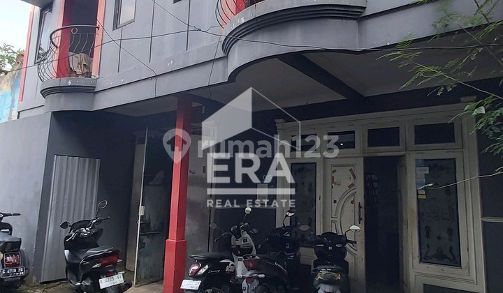 For Sale: Boarding House in Banaran, Gunungpati, near Unnes Semarang. Highly Strategic Location, Only 300 M from the Main Gate of Unnes. 1