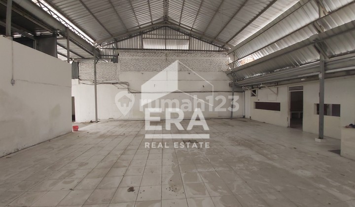 Commercial Space on Jalan Pandanaran Tengah, Semarang City for Restaurant, Cafe, Office, Mess, Minimarket, or Warehouse. #Commercialspace #Restaurantrental #Foodcourt 2