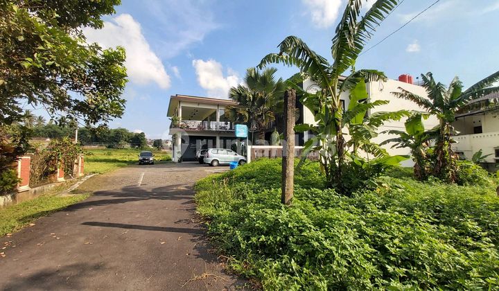 Hotel Guest House Restaurant in Salatiga with a Cool Mountain View Hotel Guest House Restaurant in Salatiga with a Cool Mountain View