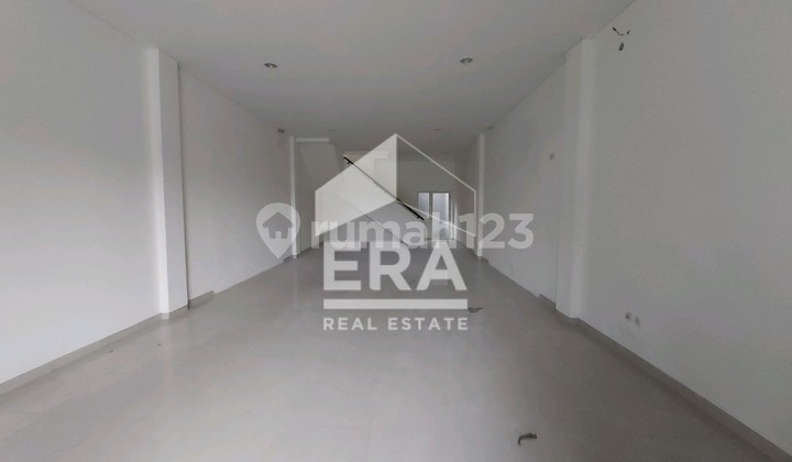 Disewakan Ruko 3 Lantai Jalan Majapahit Area Bisnis Tengah Kota Semarang. #Sewarukosemarang #Rukosemarang #Rukopedurungan #Rukomajapahit 2