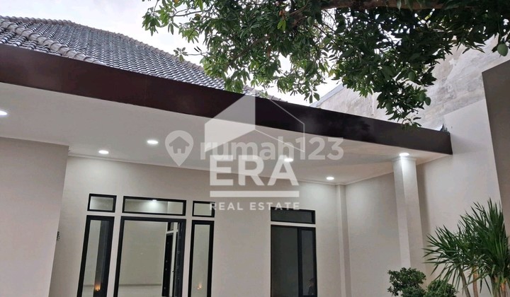 Rumah Jalan Halmahera Pusat Kota Semarang Bebas Banjir Nyaman 1