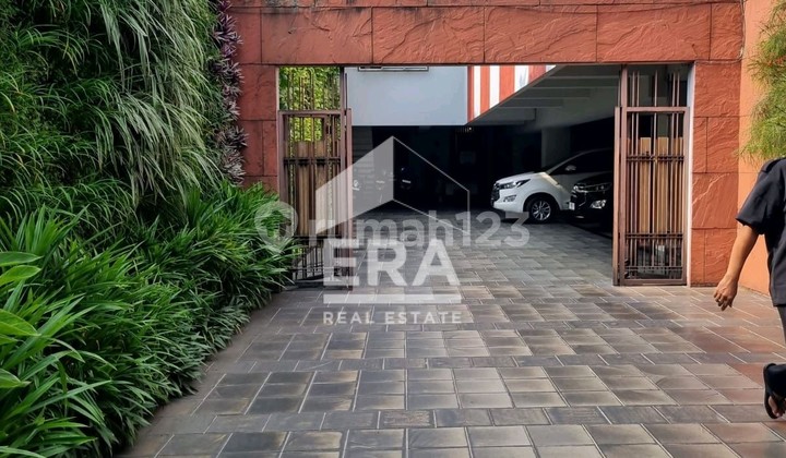 Rumah Mewah Jalan S. Parman Tengah Kota Semarang 2