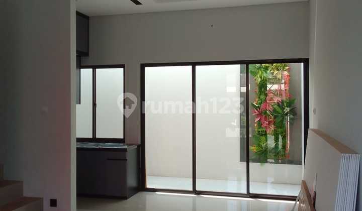 Rumah 2 Lanatai Jl. H. Nalim (Non Cluster), Lokasi Strategis Dekat Kp. Betawi Setu Babakan 2