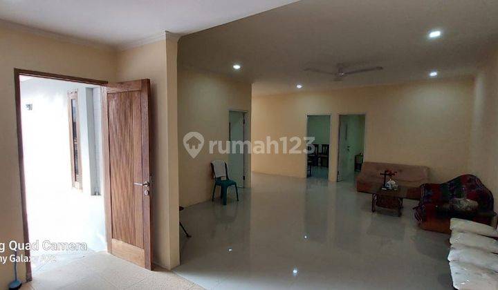 Rumah Posisi Hook Lokasi Strategis Perumnas Depok 1 2