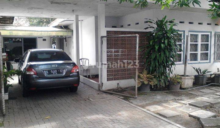 Rumah jln karang menjangan depan unair Surabaya 1