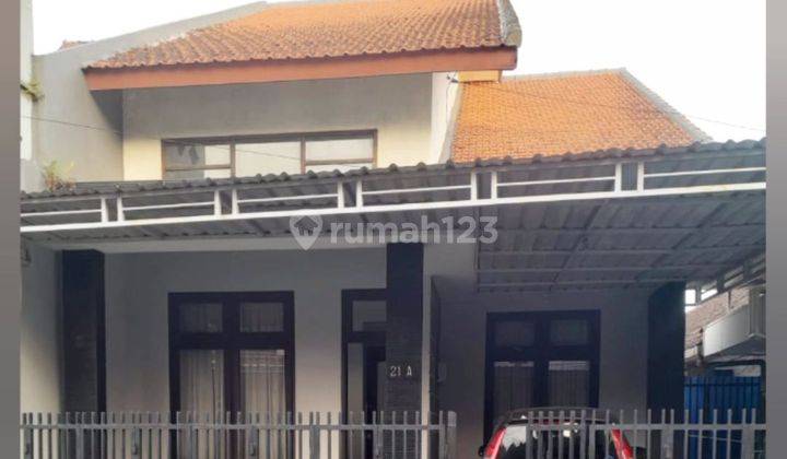 Rumah 1,5lt bagus terawat jl Tumapel Singosari Malang 1