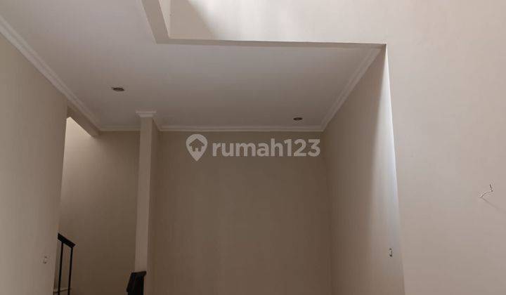 Rumah Hook 2 Lantai Siap Huni Cluster Ivory Residence Kendangsari Surabaya 2