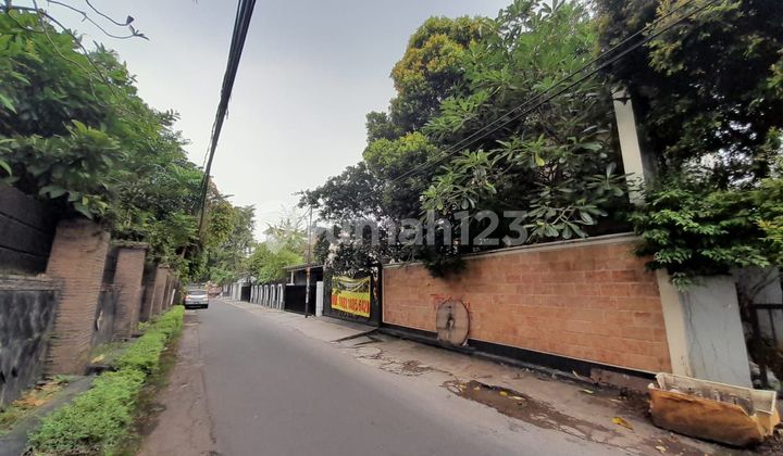 House on Jl Kenanga, Bintaro, Pesanggrahan, South Jakarta 2