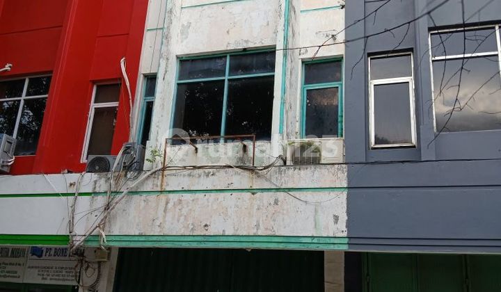 Cilincing Plaza Shop House Complex, Cilincing Main Road, North Jakarta. Cilincing Plaza Shop House Complex, Cilincing Main Road, North Jakarta.