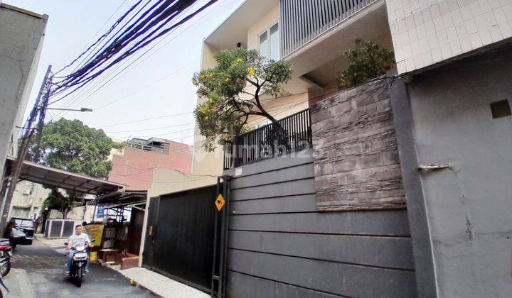 Rumah Jl H.maksum Gandaria Utara Jakarta Selatan  2