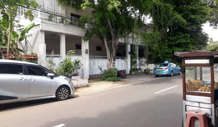 Bank Auction House Gudang Peluru Street Tebet South Jakarta