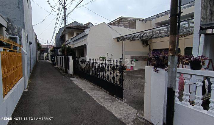 Rumah Dekat Krl Tebet Jl Tebet Barat 6 J Tebet Jakarta Selatan 2