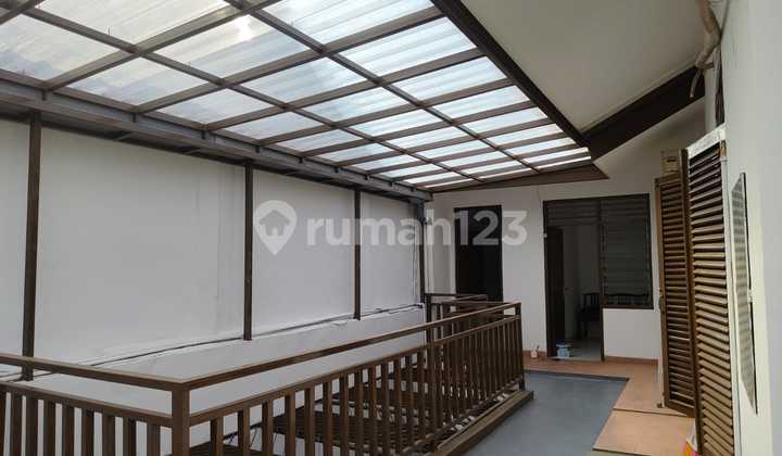 Rumah Bagus SHM di Pondok Indah